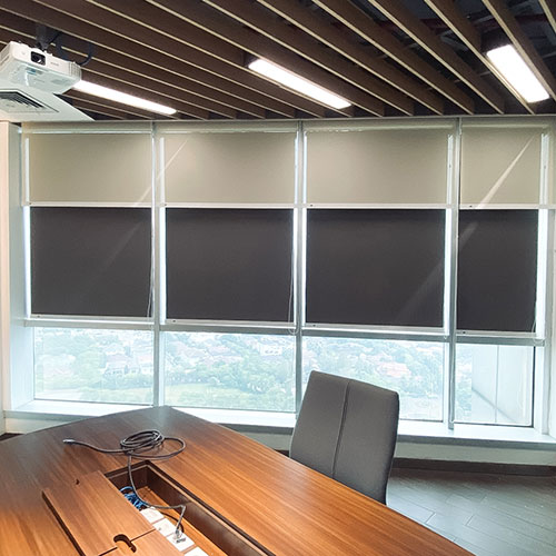 ROLLER-BLINDS-BLACKOUT-SOLAR-SCREEN-KUNINGAN