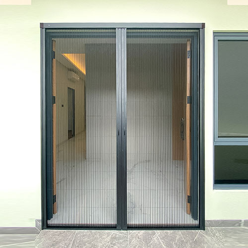 LIPAT-DOOR-INSECT-SCREEN-MUARA-KARANG-03022024-TERTUTUP